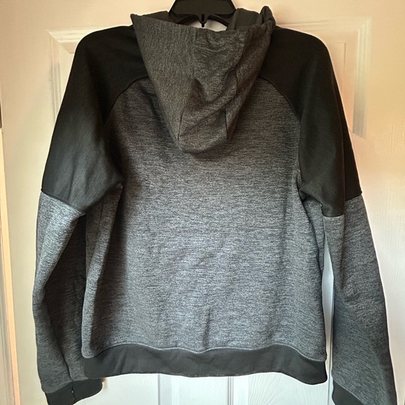 Like new adidas hoodie! - Picture 3 of 4